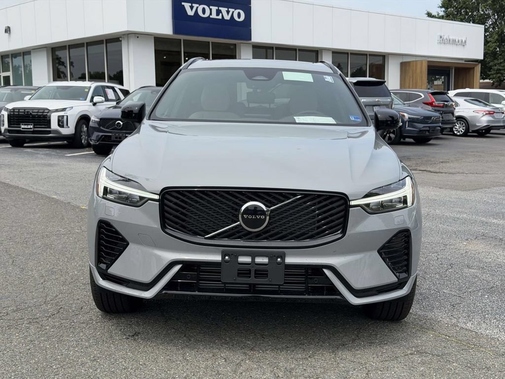 New 2026 Volvo XC60 T8 Core w/ Climate Package AWD/4WD image 23