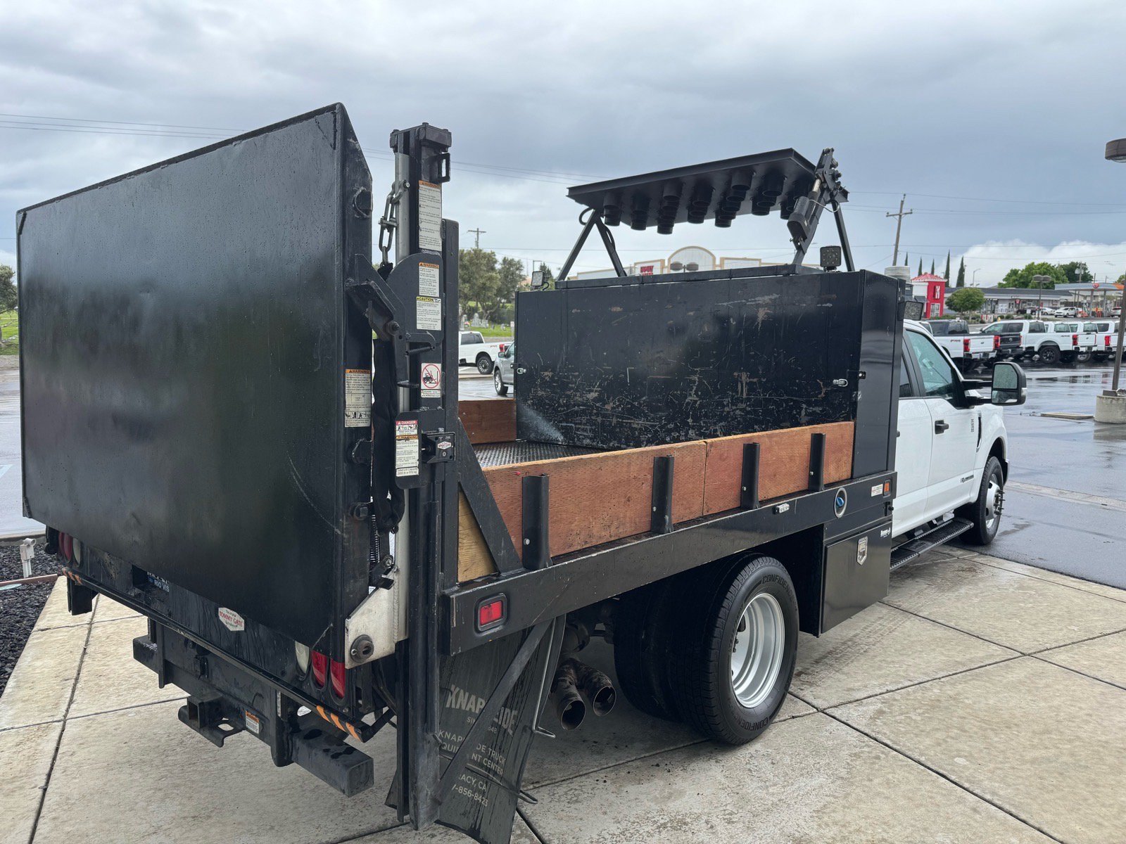 Used 2019 Ford F350 XL w/ Power Equipment Group RWD image 5