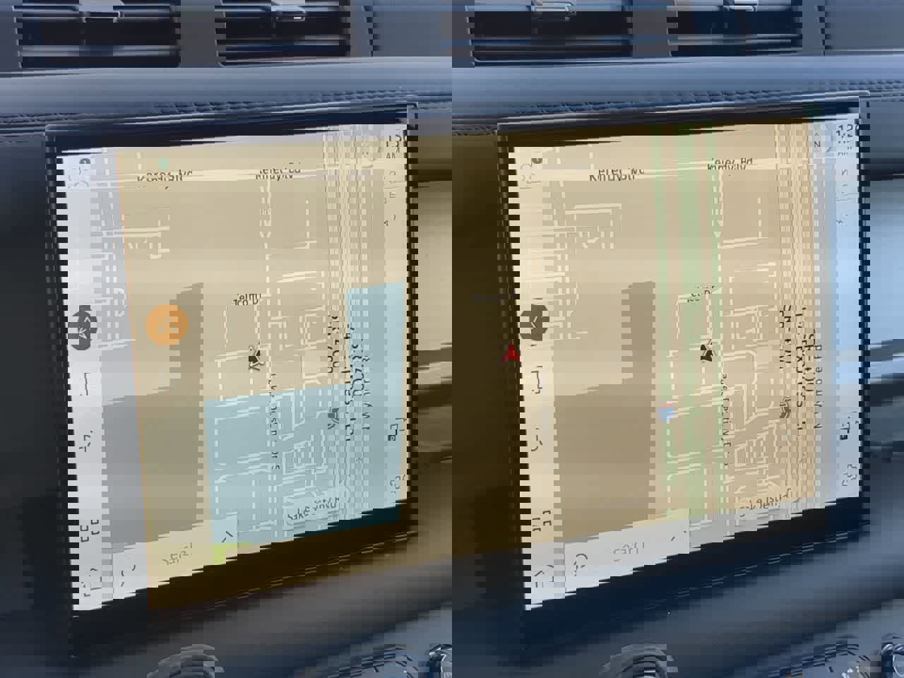 Used 2025 Land Rover Defender 110 image 31