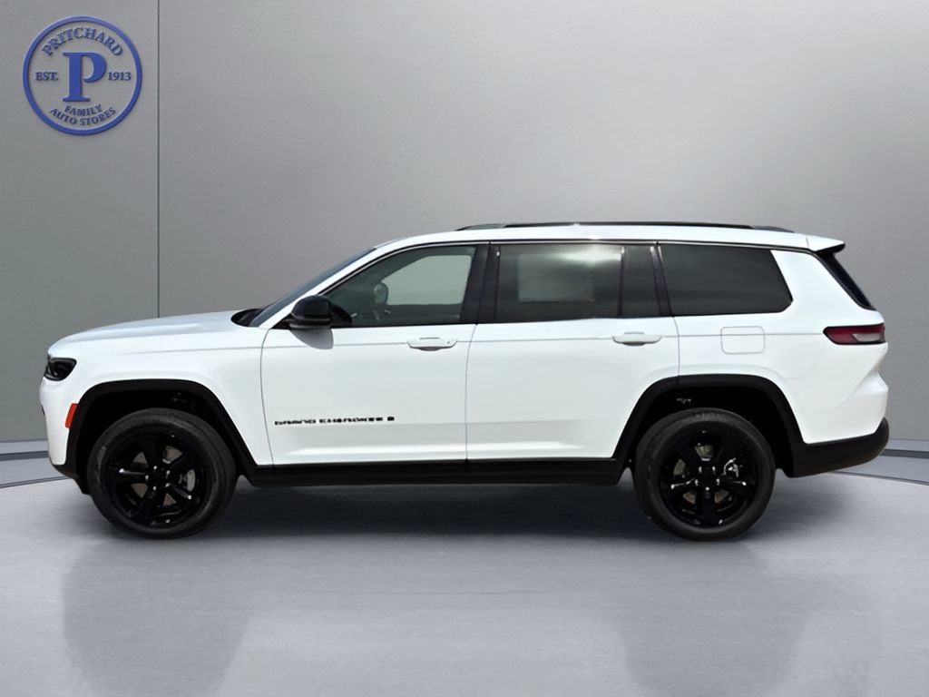 New 2026 Jeep Grand Cherokee L Limited w/ Limited Altitude Package AWD/4WD image 4