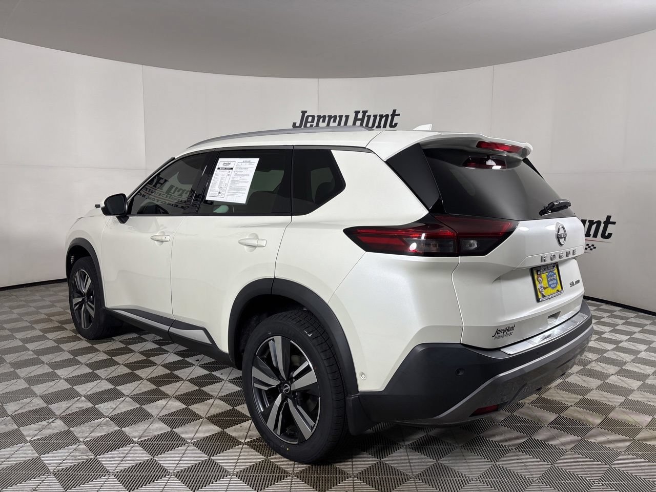 Used 2023 Nissan Rogue SL w/ SL Premium Package AWD/4WD image 7