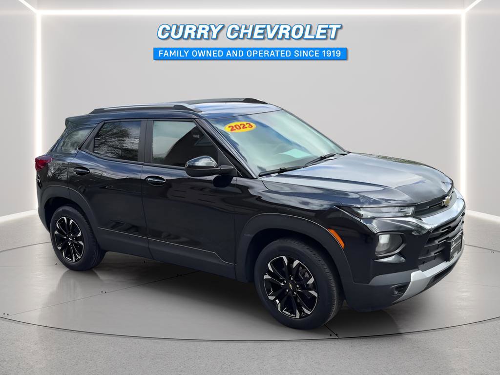 Used 2023 Chevrolet TrailBlazer LT AWD/4WD image 1