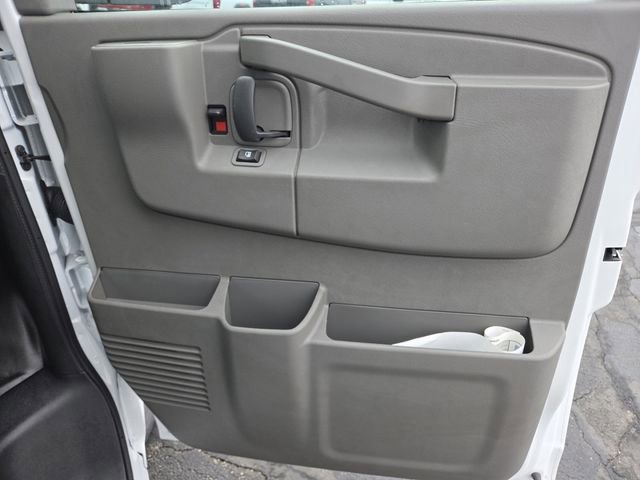 New 2026 Chevrolet Express 3500 w/ Power Convenience Package RWD image 25