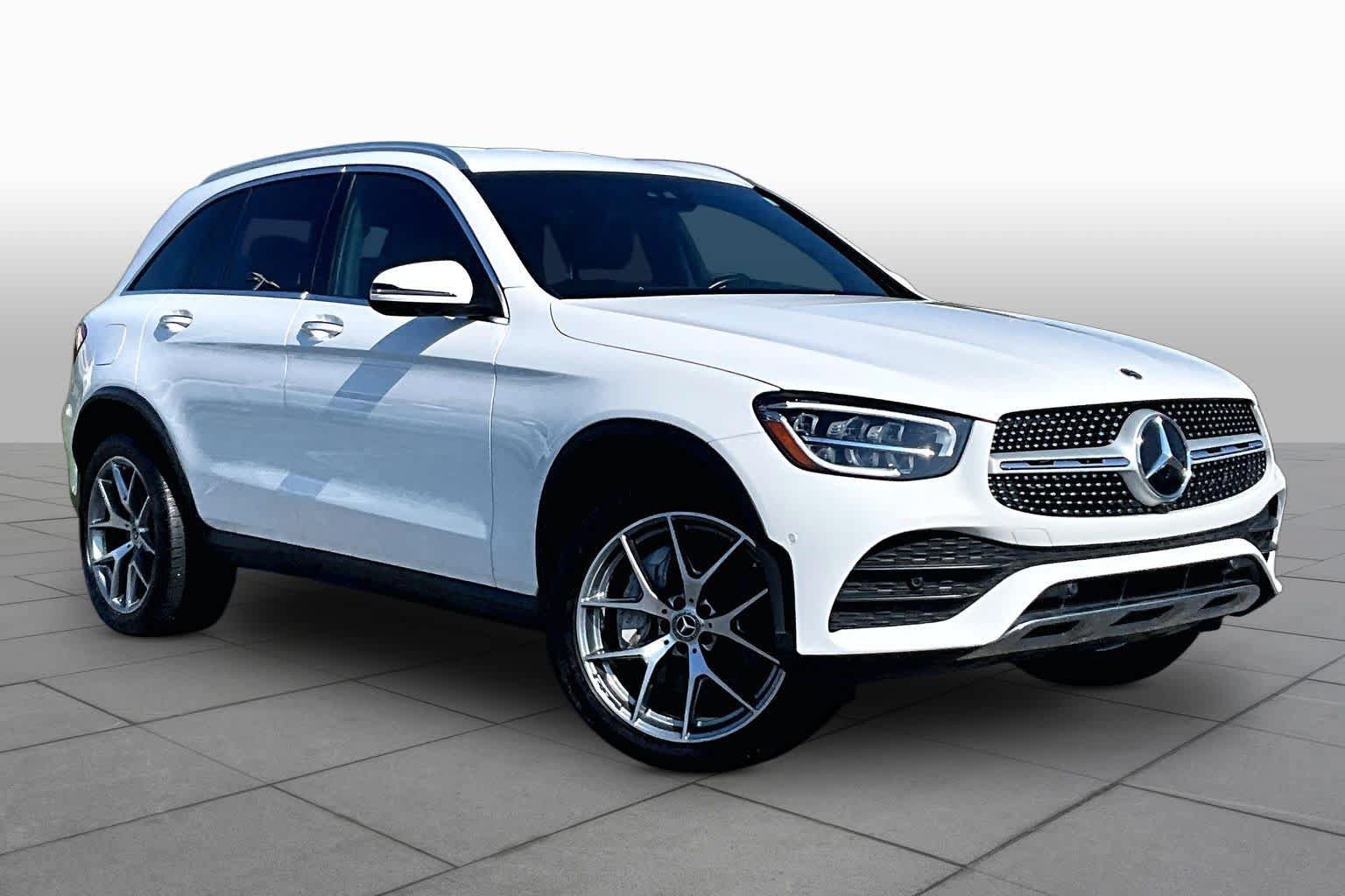 Used 2022 Mercedes-Benz GLC 300 4MATIC image 3