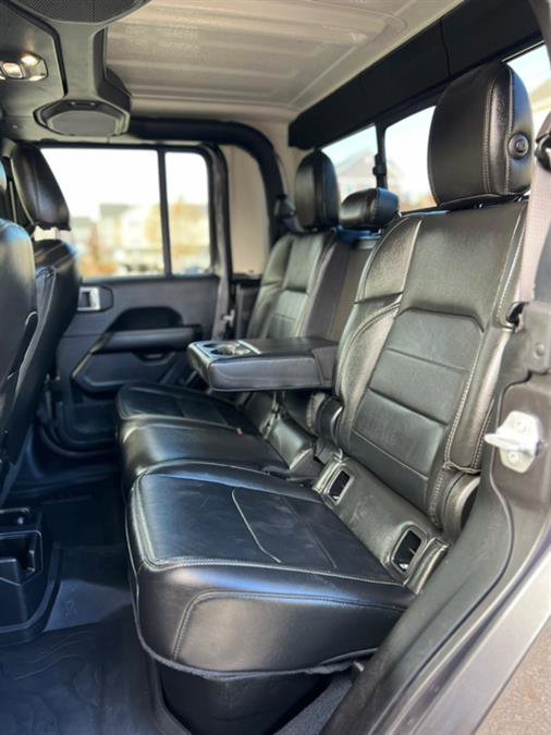 Used 2022 Jeep Gladiator Overland w/ Popular Equipment Package image 35