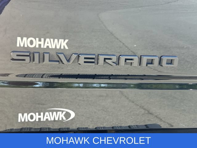 Used 2022 Chevrolet Silverado 1500 Custom AWD/4WD image 32