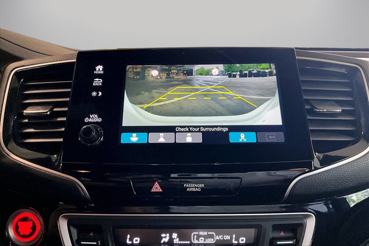 Used 2022 Honda Pilot Black Edition image 14