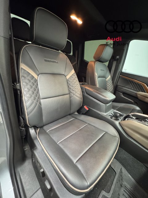 Used 2023 GMC Canyon Denali AWD/4WD image 26