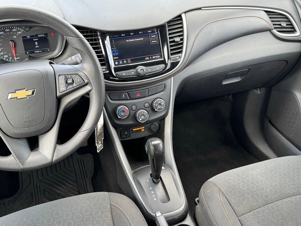 Used 2022 Chevrolet Trax LS w/ Tint and Cruise Package AWD/4WD image 16