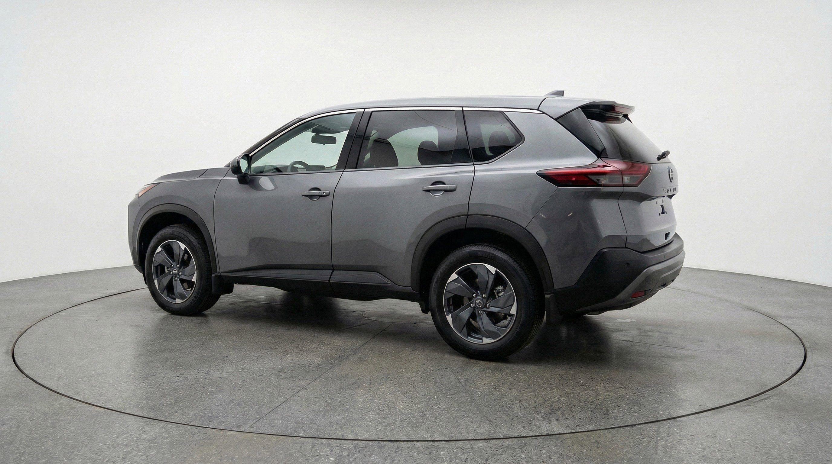 Used 2025 Nissan Rogue SV image 6