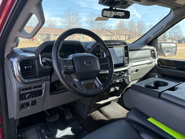 Used 2022 Ford F150 Lariat image 13