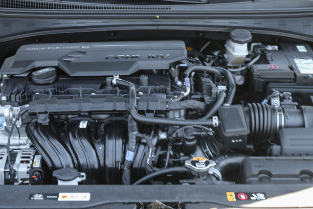 Certified 2026 Hyundai Elantra Sport FWD image 34