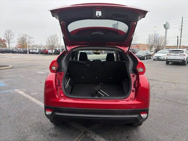 Used 2020 Mitsubishi Eclipse Cross ES image 11