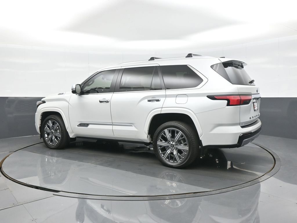 Certified 2024 Toyota Sequoia Capstone AWD/4WD image 5