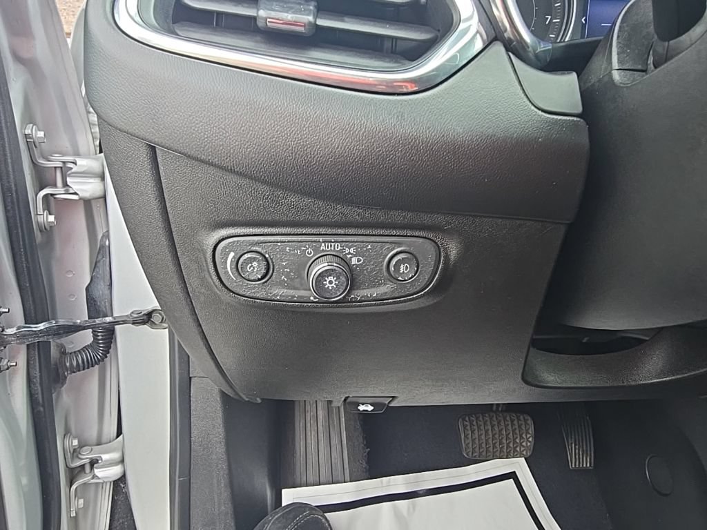 Certified 2020 Chevrolet Equinox LT FWD image 10