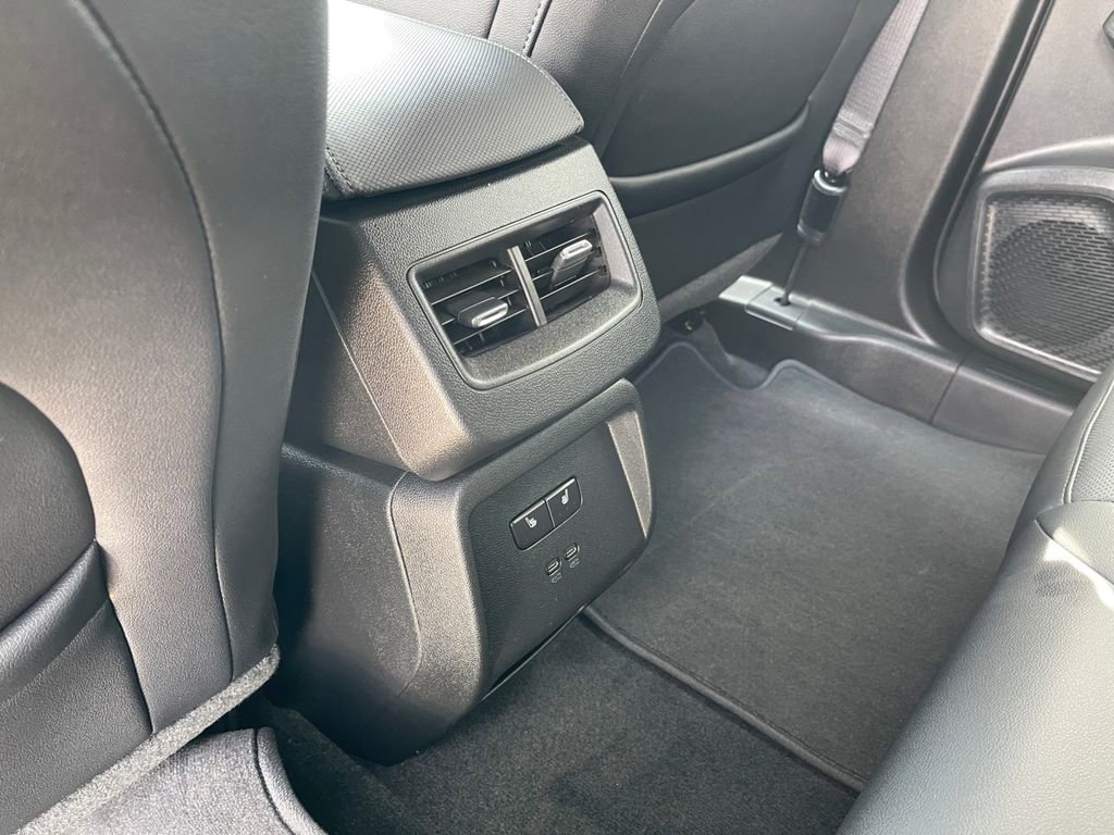 New 2025 Chevrolet Equinox EV RS w/ Convenience Package II image 26
