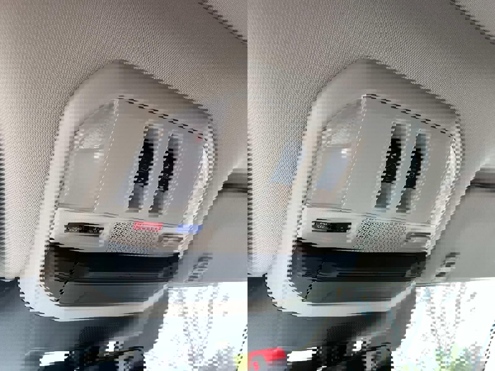 Certified 2025 Subaru Ascent Limited w/ Popular Package #2 image 31