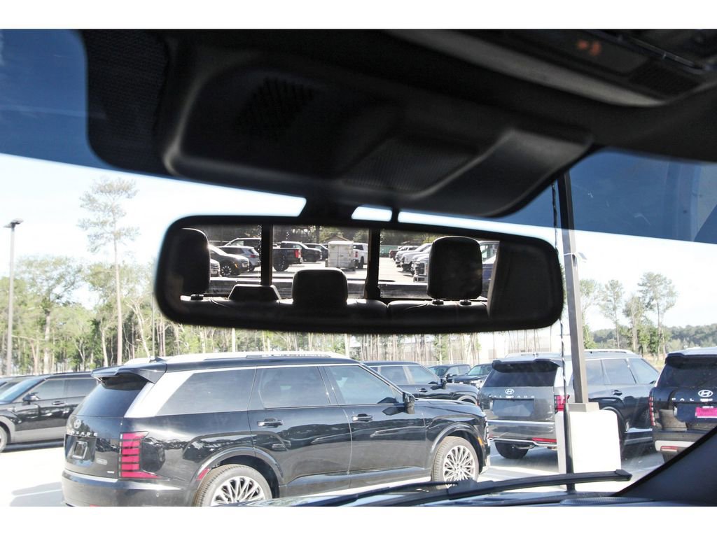 Certified 2023 Ford F150 Platinum w/ Equipment Group 701A High AWD/4WD image 21