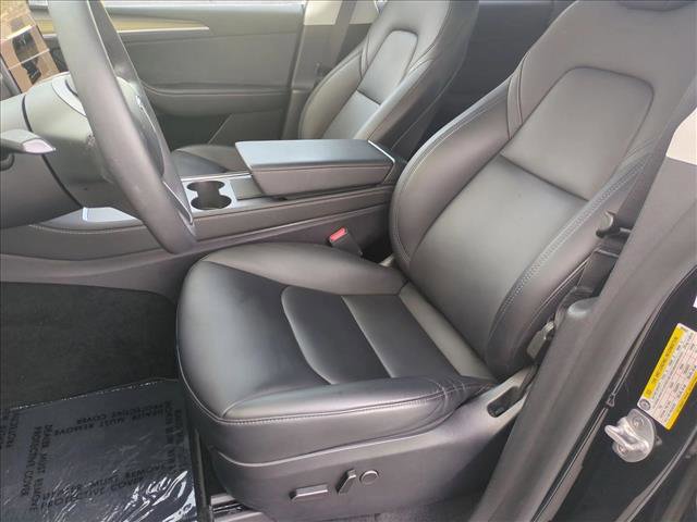 Used 2023 Tesla Model Y Long Range image 17