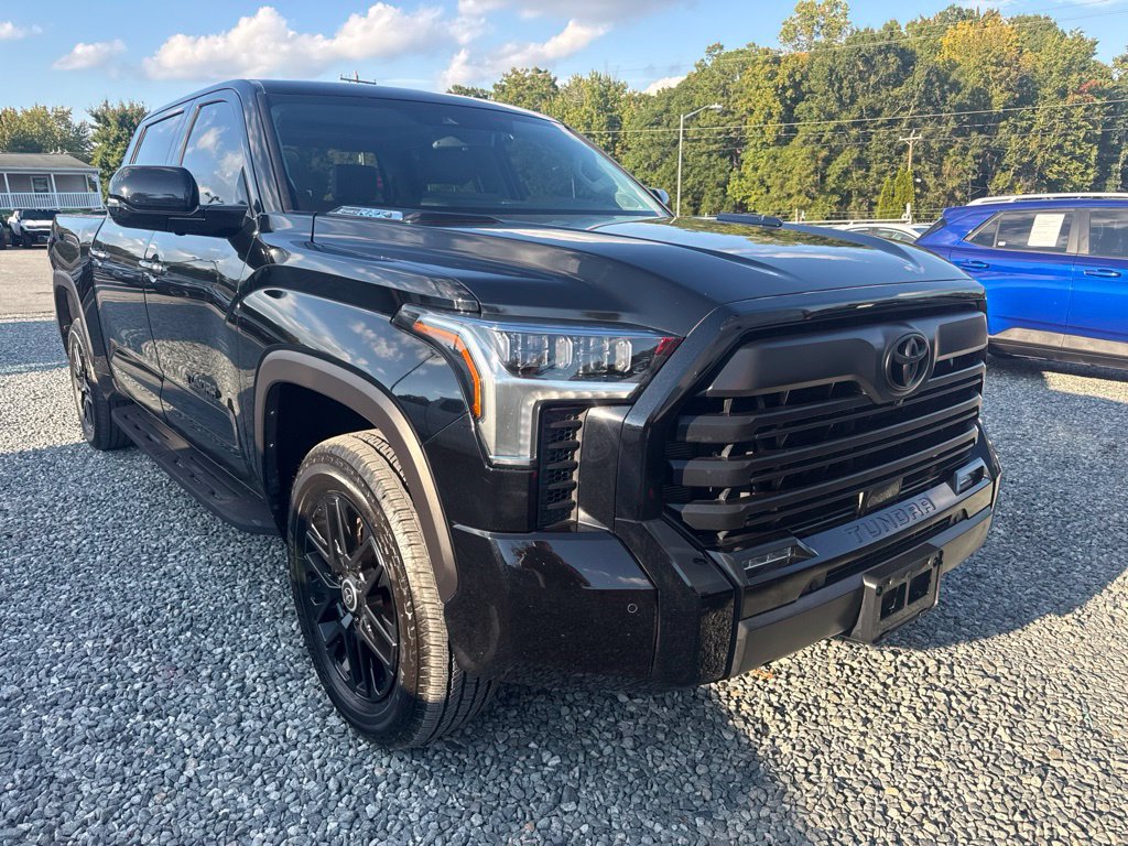 Used 2024 Toyota Tundra Limited AWD/4WD image 2