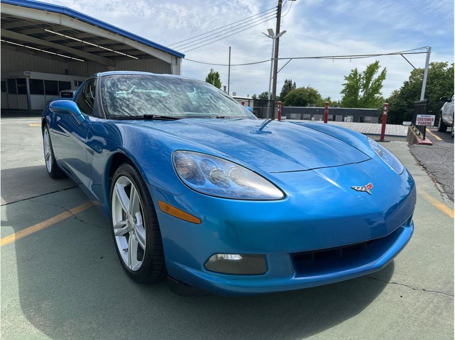 Used 2008 Chevrolet Corvette Coupe w/ Preferred Equipment Group RWD image 3