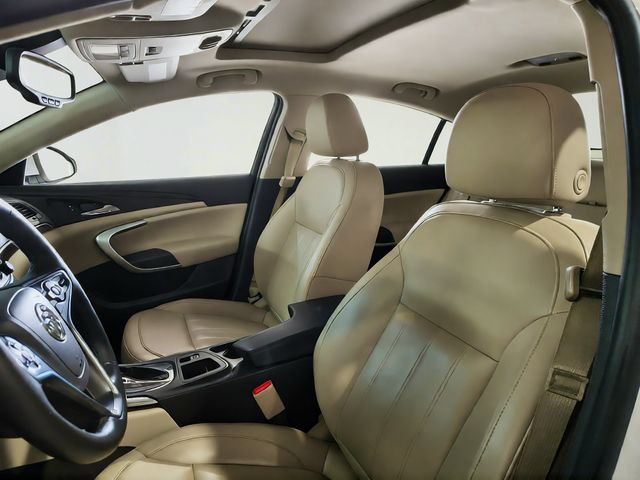 Used 2017 Buick Regal Premium w/ Driver Confidence Package #1 FWD image 10