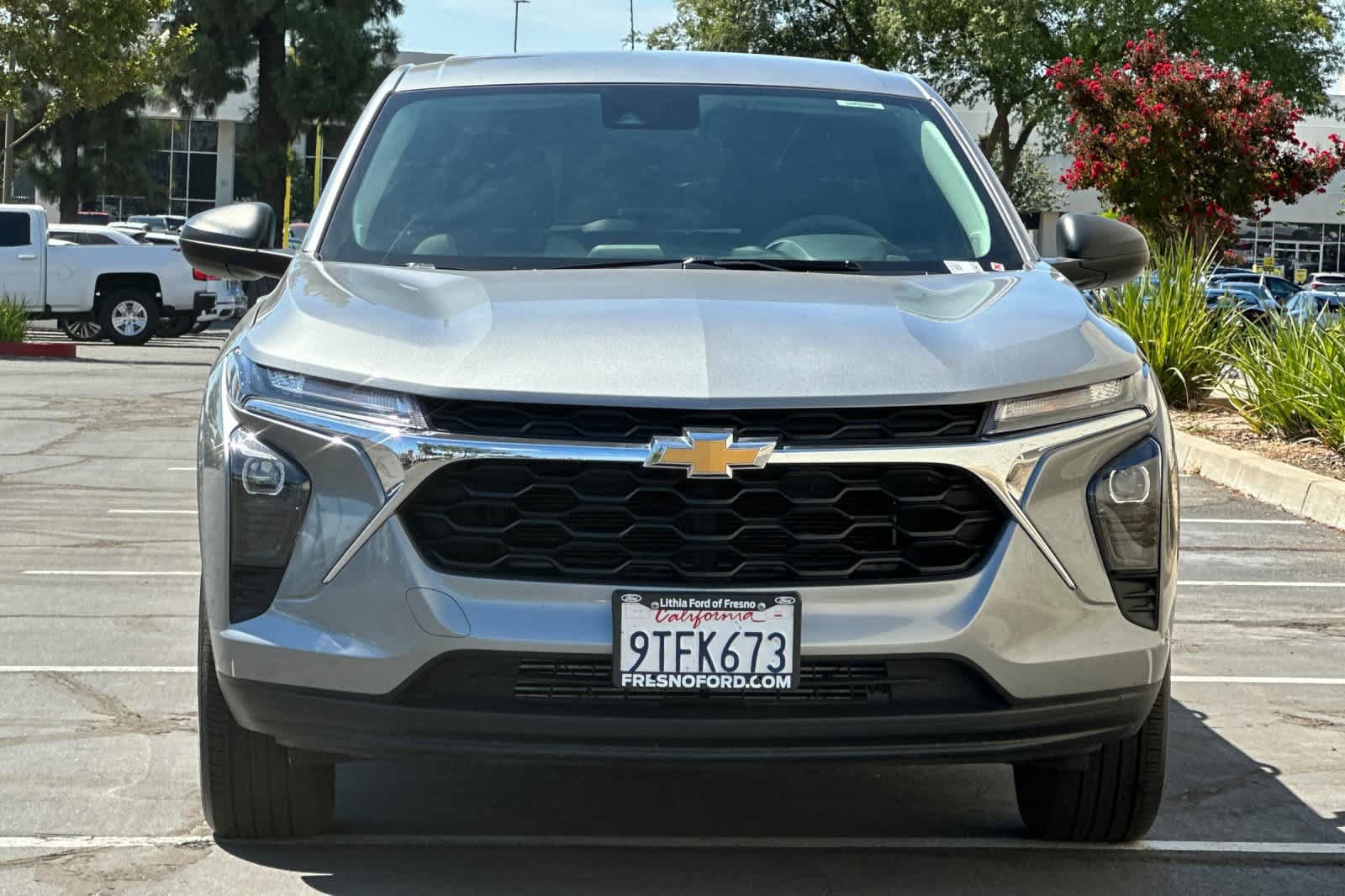 Used 2025 Chevrolet Trax LS w/ Driver Confidence Package FWD image 11