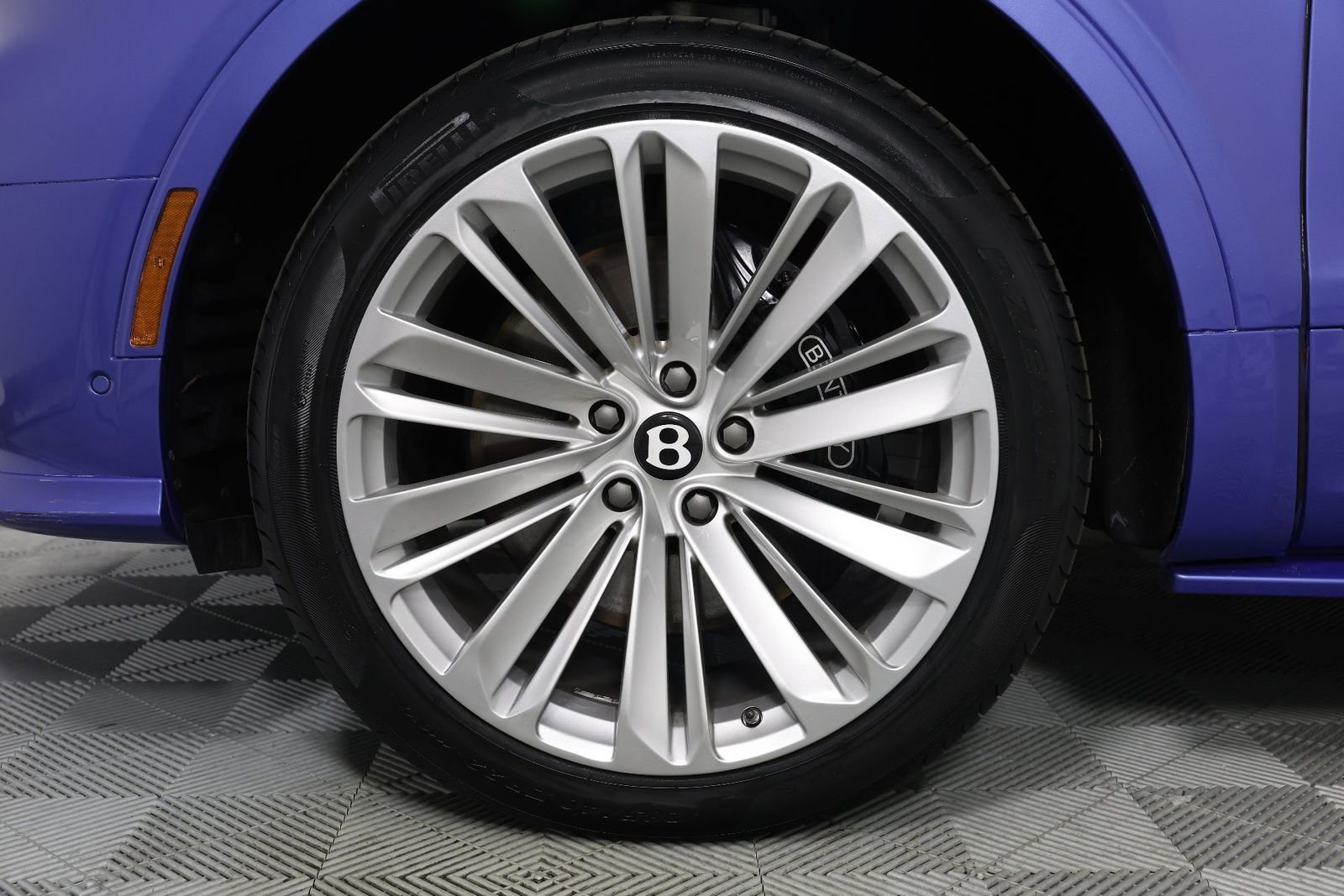 Certified 2023 Bentley Bentayga Speed image 6