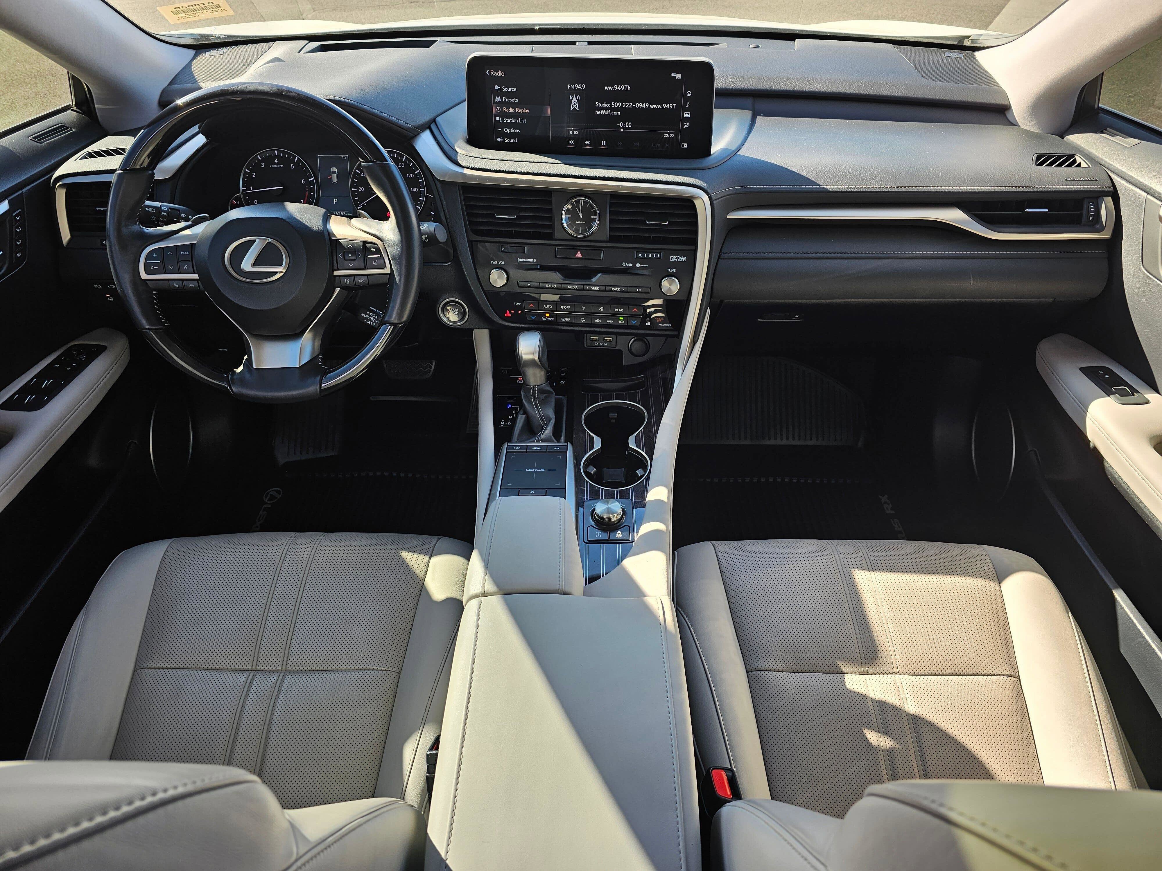 Used 2020 Lexus RX 350L Luxury w/ Accessory Package image 10