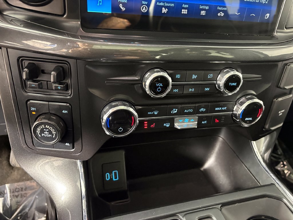 Used 2021 Ford F150 XLT w/ Equipment Group 302A High AWD/4WD image 19