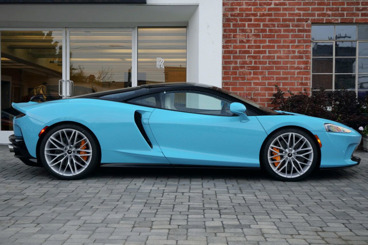 Used 2023 McLaren GT image 3