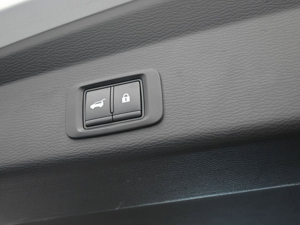 Used 2022 Mitsubishi Outlander SE image 45