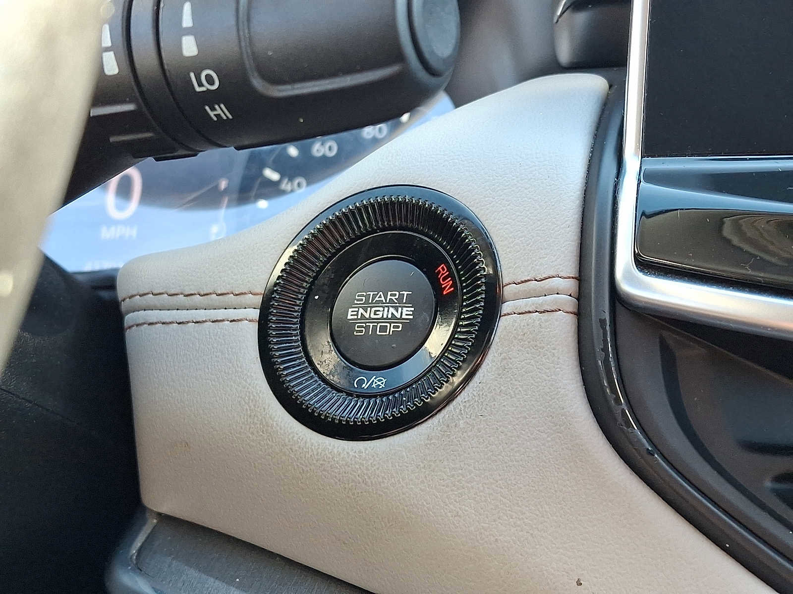 Certified 2022 Jeep Compass Limited image 25