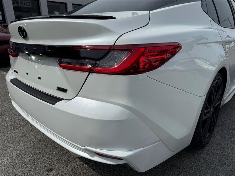 Used 2025 Toyota Camry XSE FWD image 23