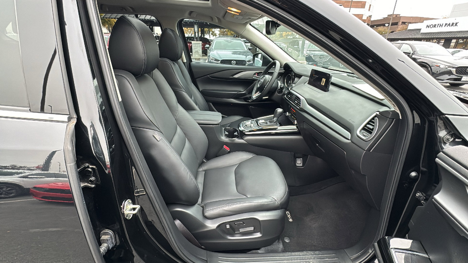 Certified 2022 MAZDA CX-9 Touring w/ Touring Premium Package image 26