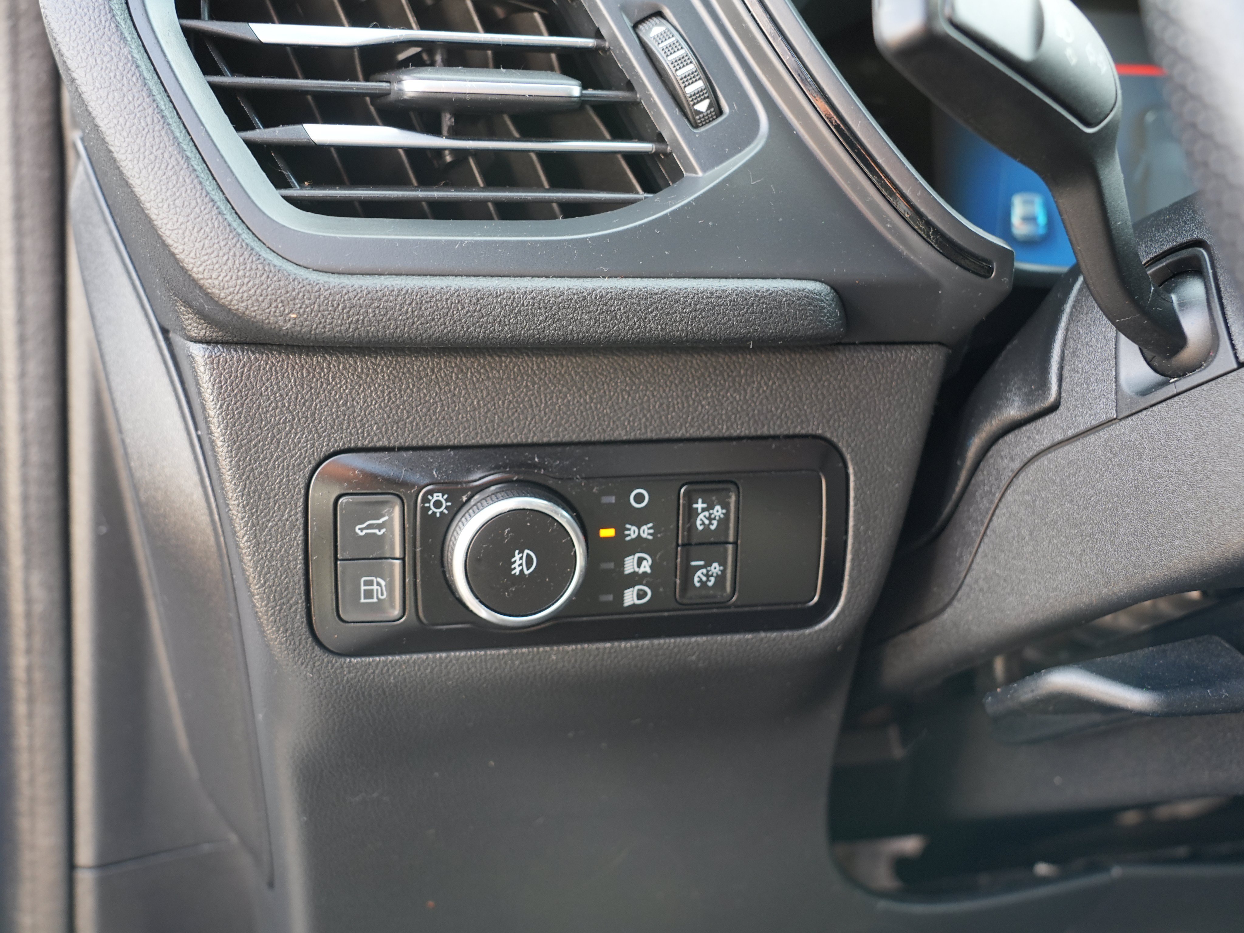 Used 2023 Ford Escape ST-Line Select AWD/4WD image 18