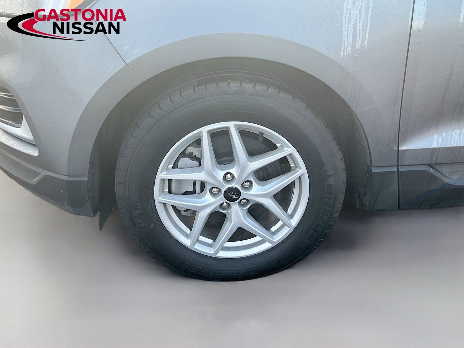 Used 2024 Ford Edge SEL image 37