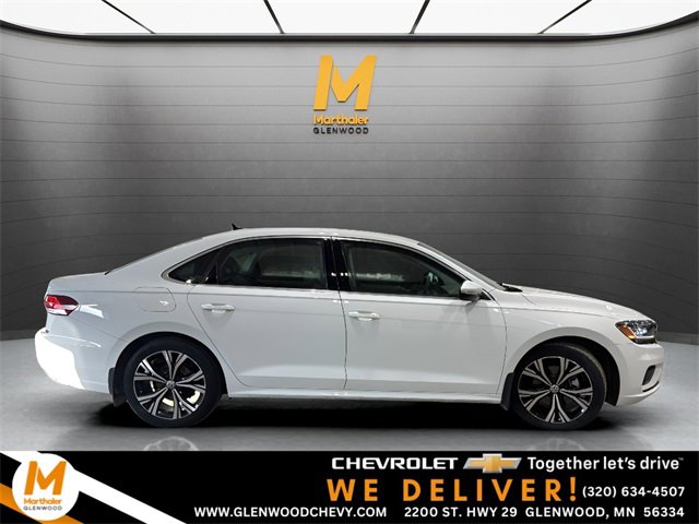 Used 2021 Volkswagen Passat 2.0T SE