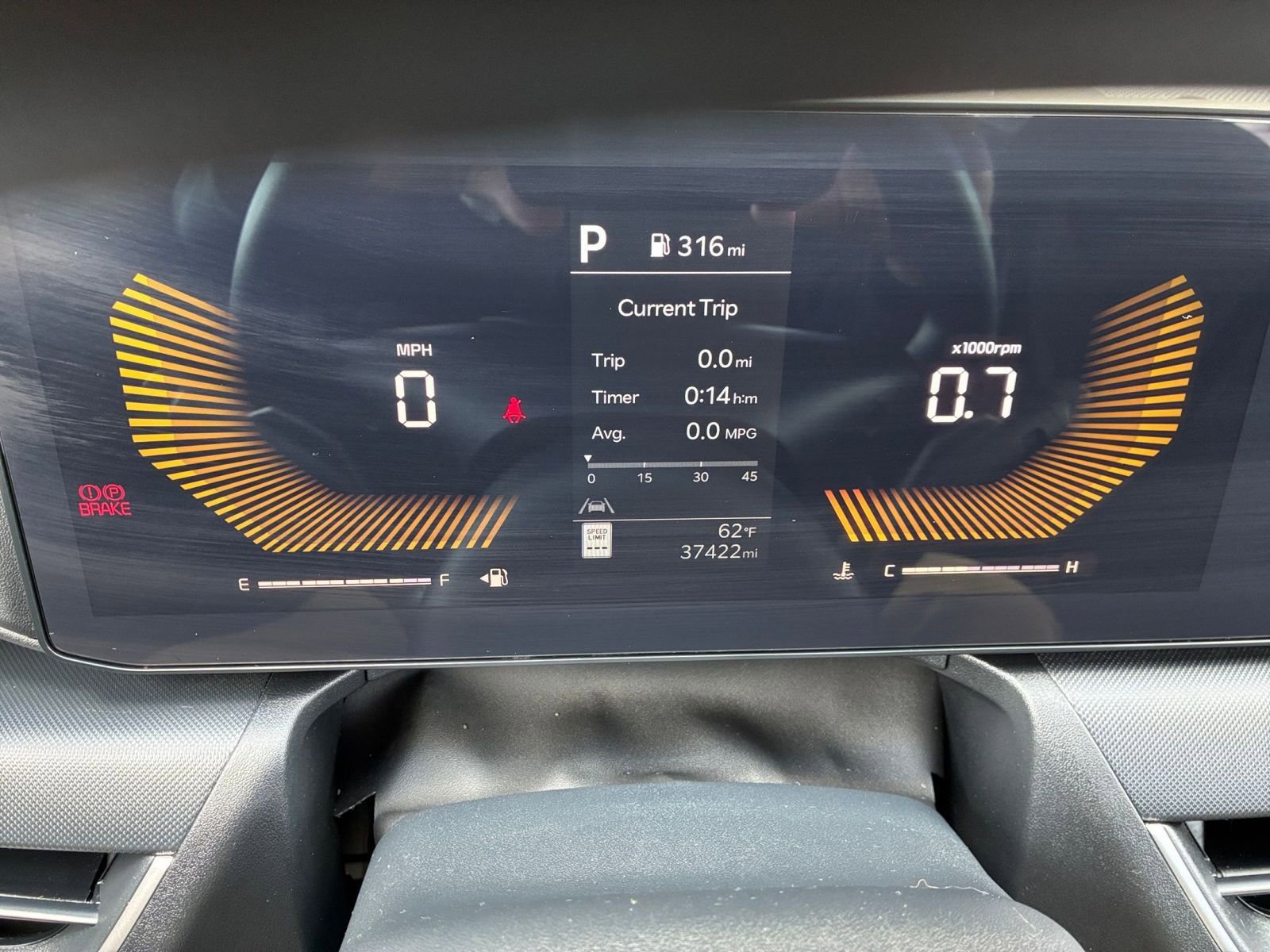 Used 2025 Kia K4 LXS image 40