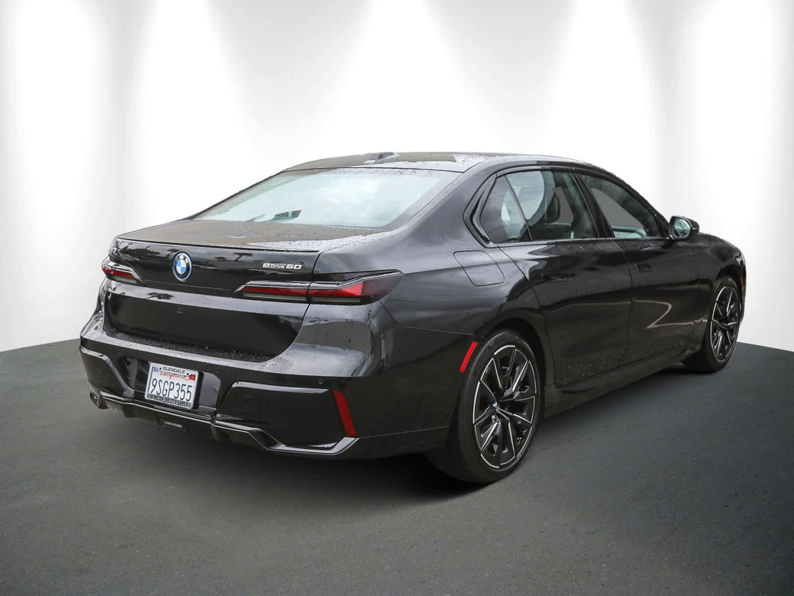 Used 2025 BMW i7 eDrive50 w/ M Sport Package image 6