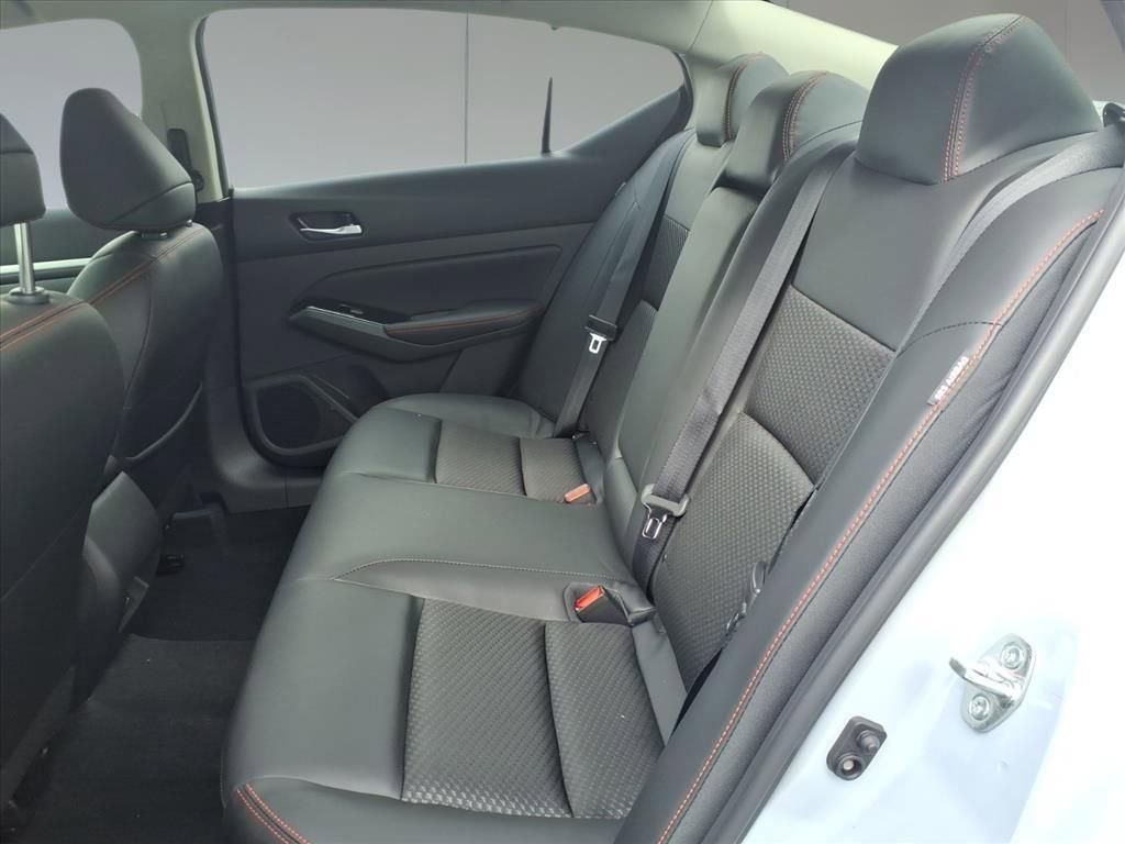 New 2025 Nissan Altima 2.5 SR image 24