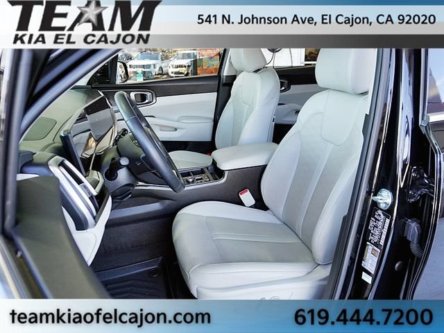 Certified 2025 Kia Sorento S w/ Panoramic Sunroof Package FWD image 16