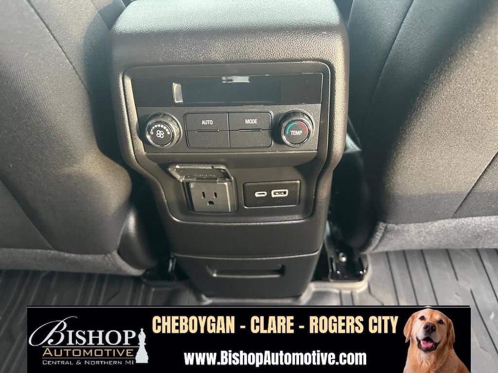 Used 2023 GMC Acadia SLE w/ Driver Convenience Package AWD/4WD image 26