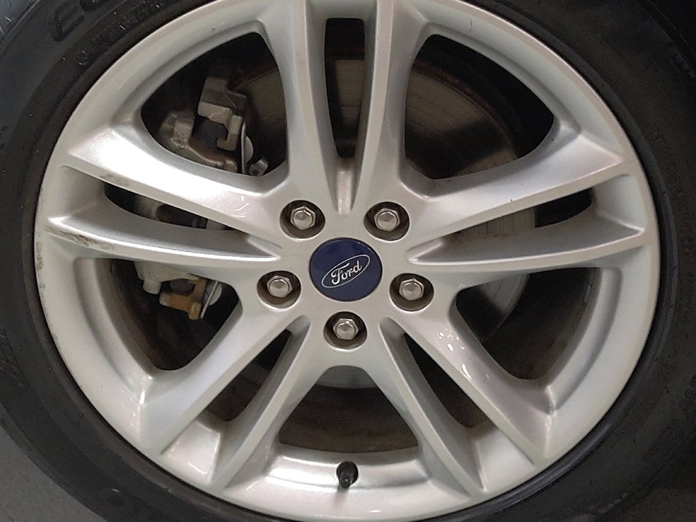Used 2018 Ford Fusion S FWD image 31