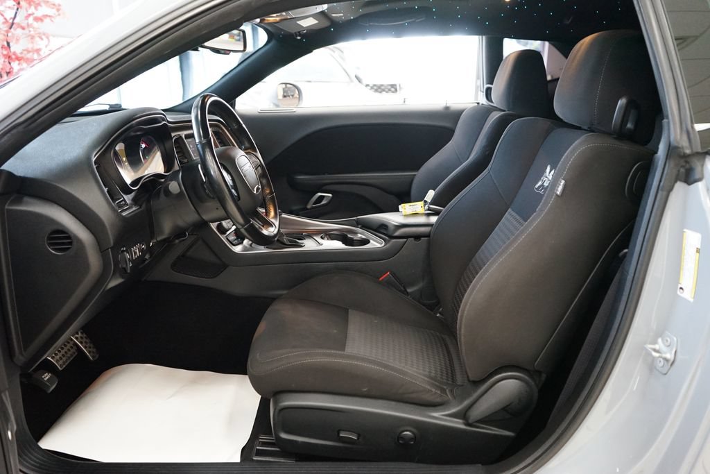 Used 2022 Dodge Challenger R/T Scat Pack RWD image 33