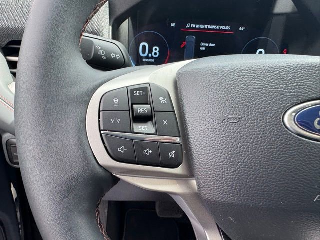 Used 2026 Ford Explorer Active AWD/4WD image 16