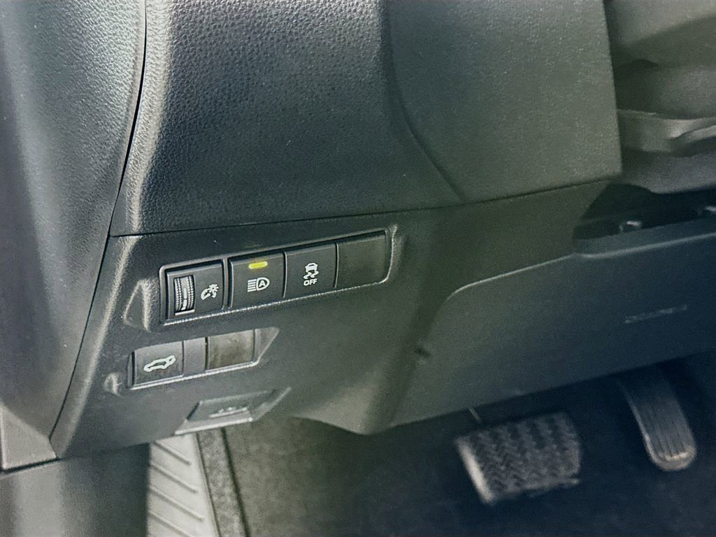 Certified 2026 Toyota Corolla Cross XLE w/ Convenience Package FWD image 10