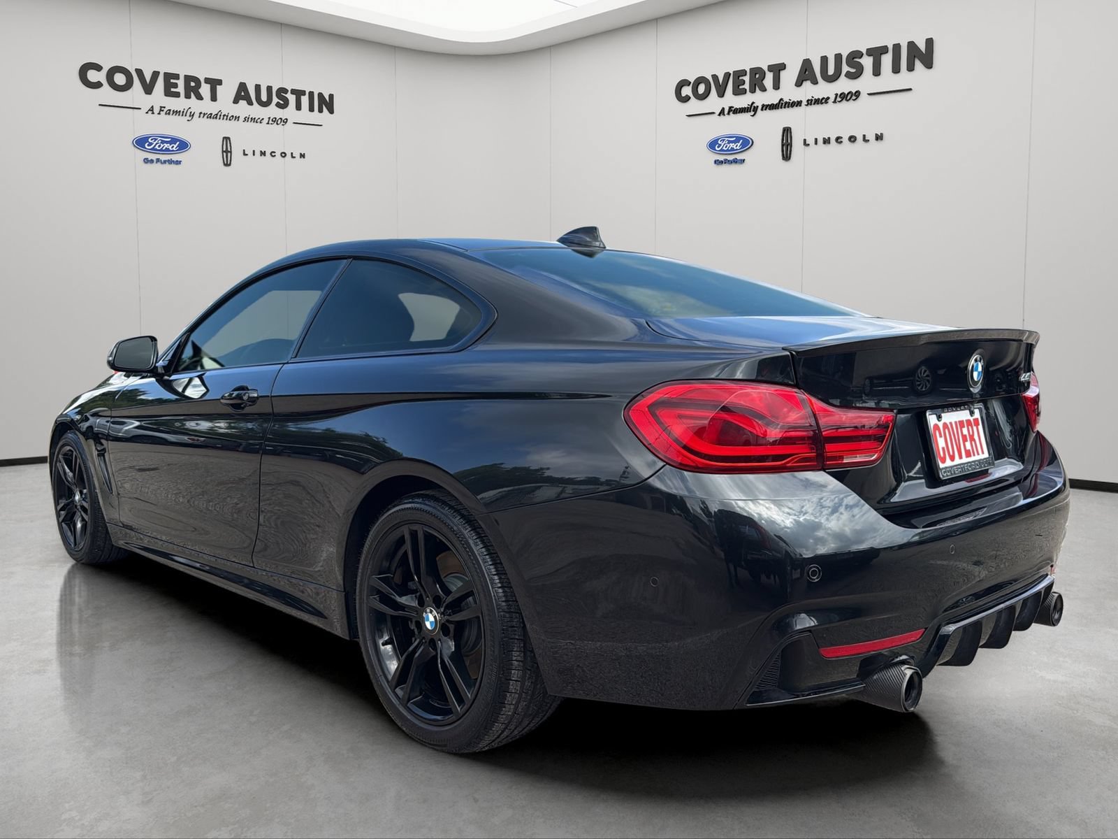 Used 2019 BMW 440i Coupe w/ M Sport Package RWD image 4