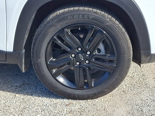 Used 2025 Chevrolet Trax ACTIV w/ Sunroof Package FWD image 29