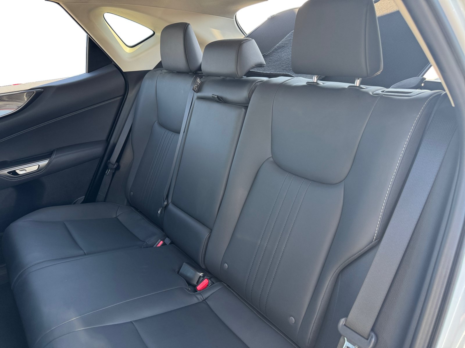 Used 2025 Lexus NX 350h AWD w/ Cold Area Package image 13